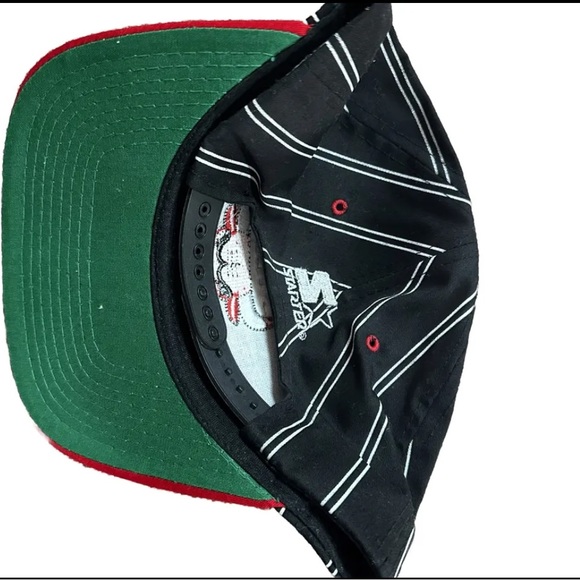 1990s Vintage Chicago Bulls NBA Starter SnapBack Hat Pinstriped Black - Picture 2 of 2